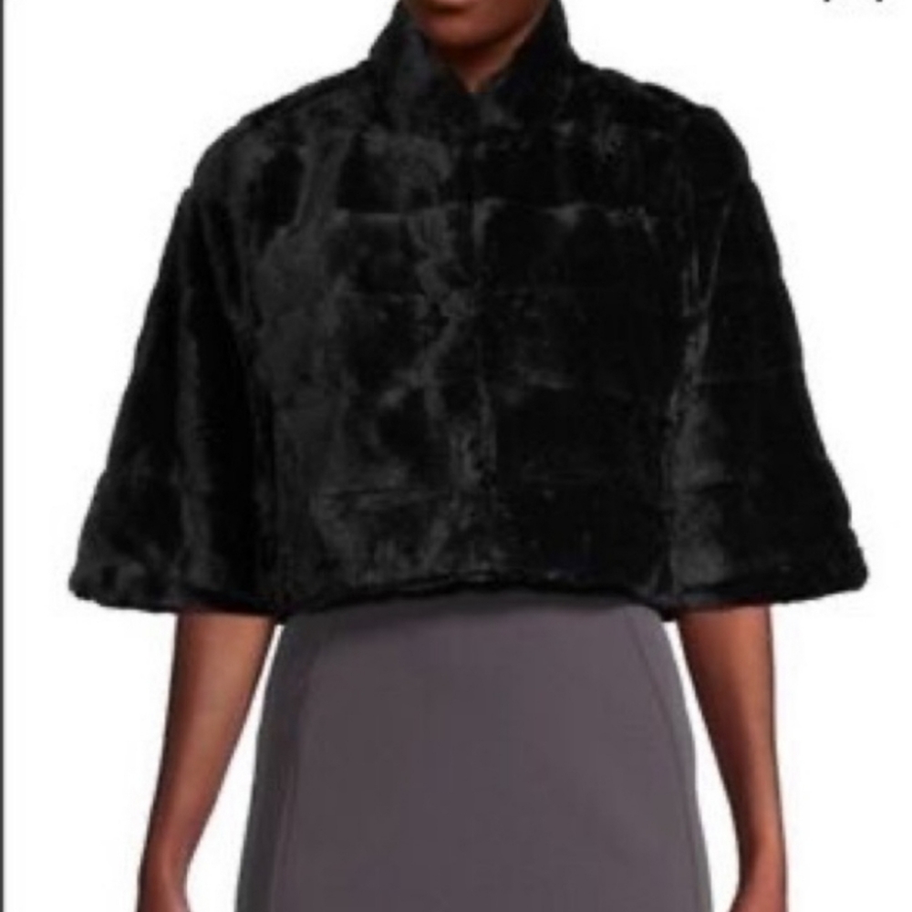 Betsy Johnson faux fur shrug NWT Med